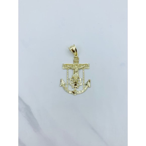 10k gold pendant Anchor